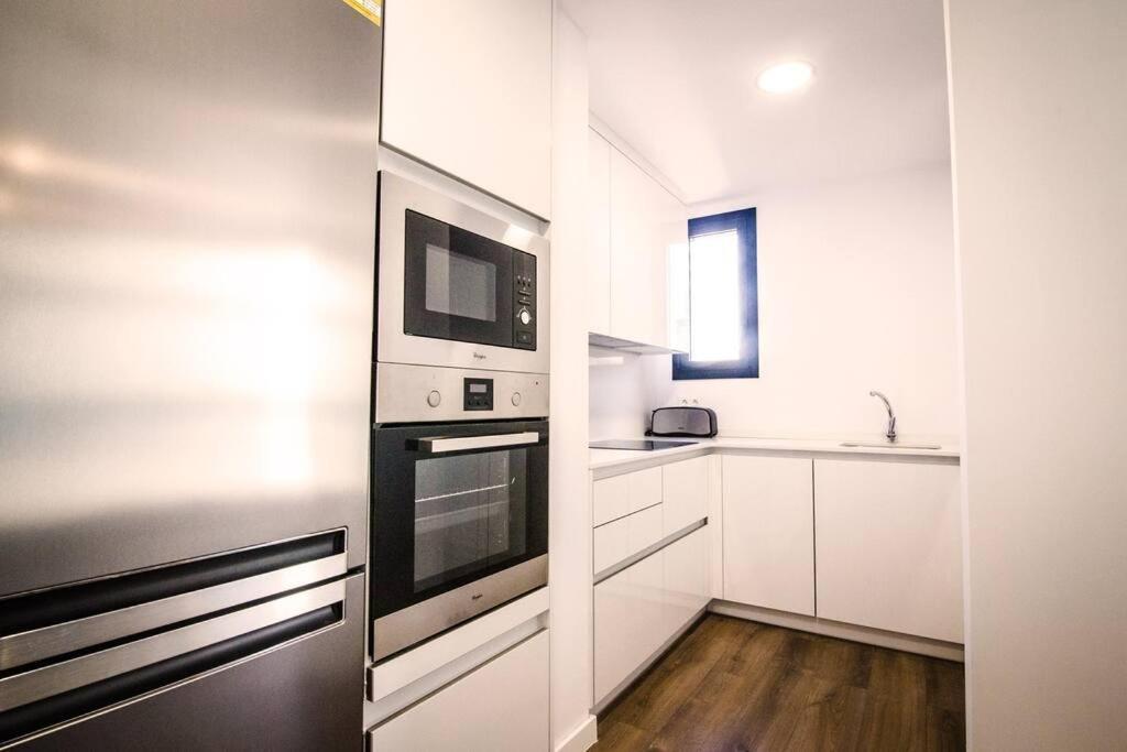 4-1 Apartamento De Diseno En El Centro De Reus Apartment Bagian luar foto